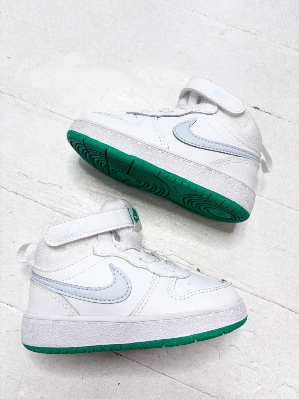 Nike Court Borough Mid 2 Green White Toddler Size 6 EUC